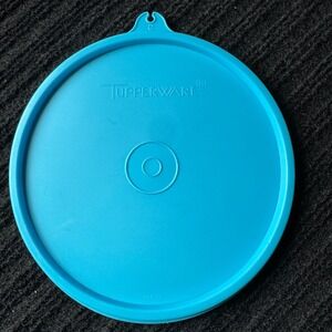 Tupperware Aqua Blue Round Seal Lid 227-62 Size‎ C 6.25 Inch Replacement